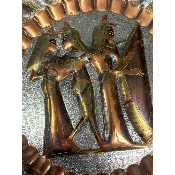Vintage Egyptian Handmade Engraved Plate Pharaoh Musicians Wall Hanging 11.25" - Picture 3 of 12